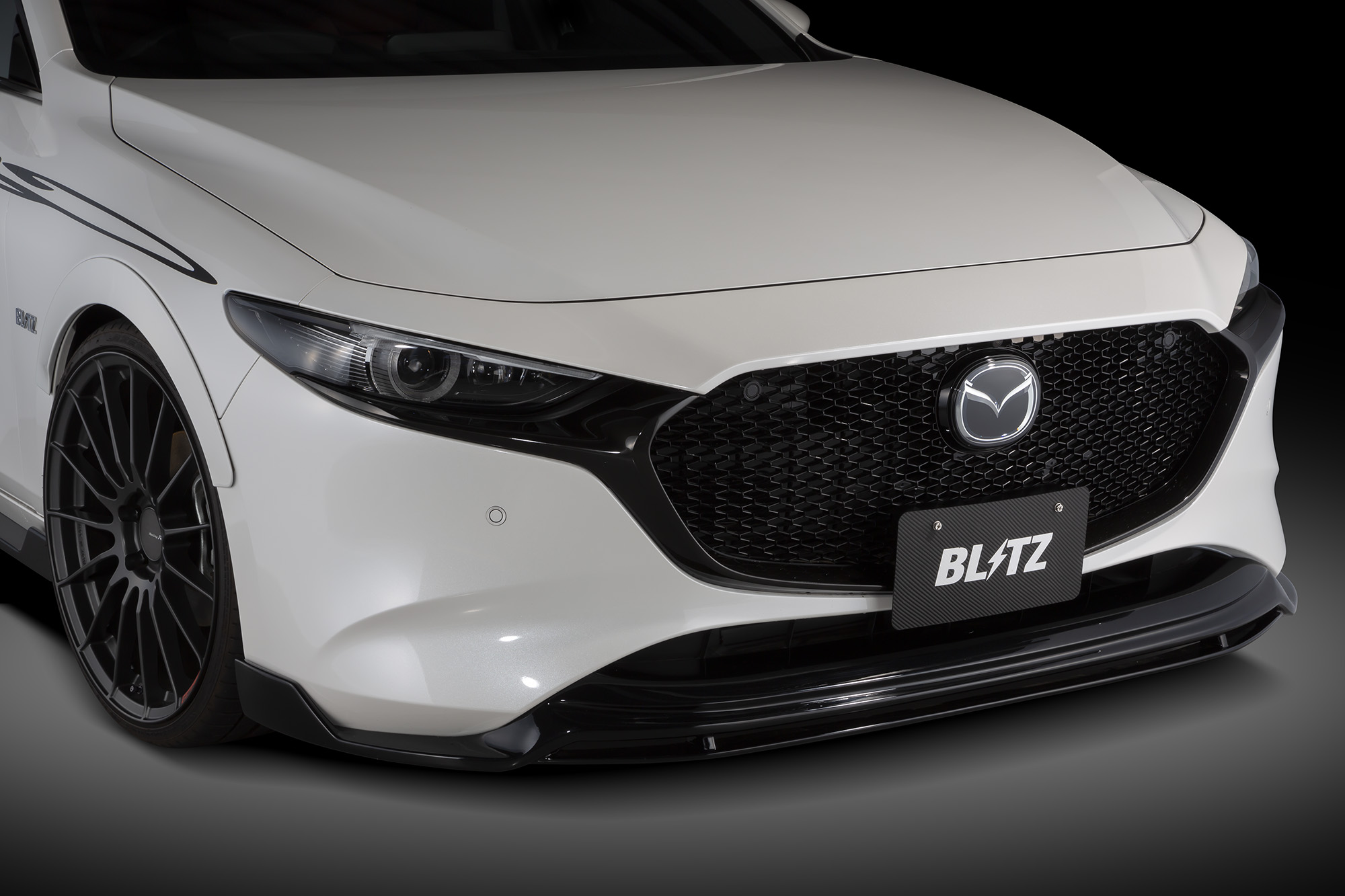 ブリッツ MAZDA3 ファストバック BLITZ サイドスポイラー AERO SPEED FRP製 Rコンセプト 60386 エアロスピード  BPEP BK 塗装済