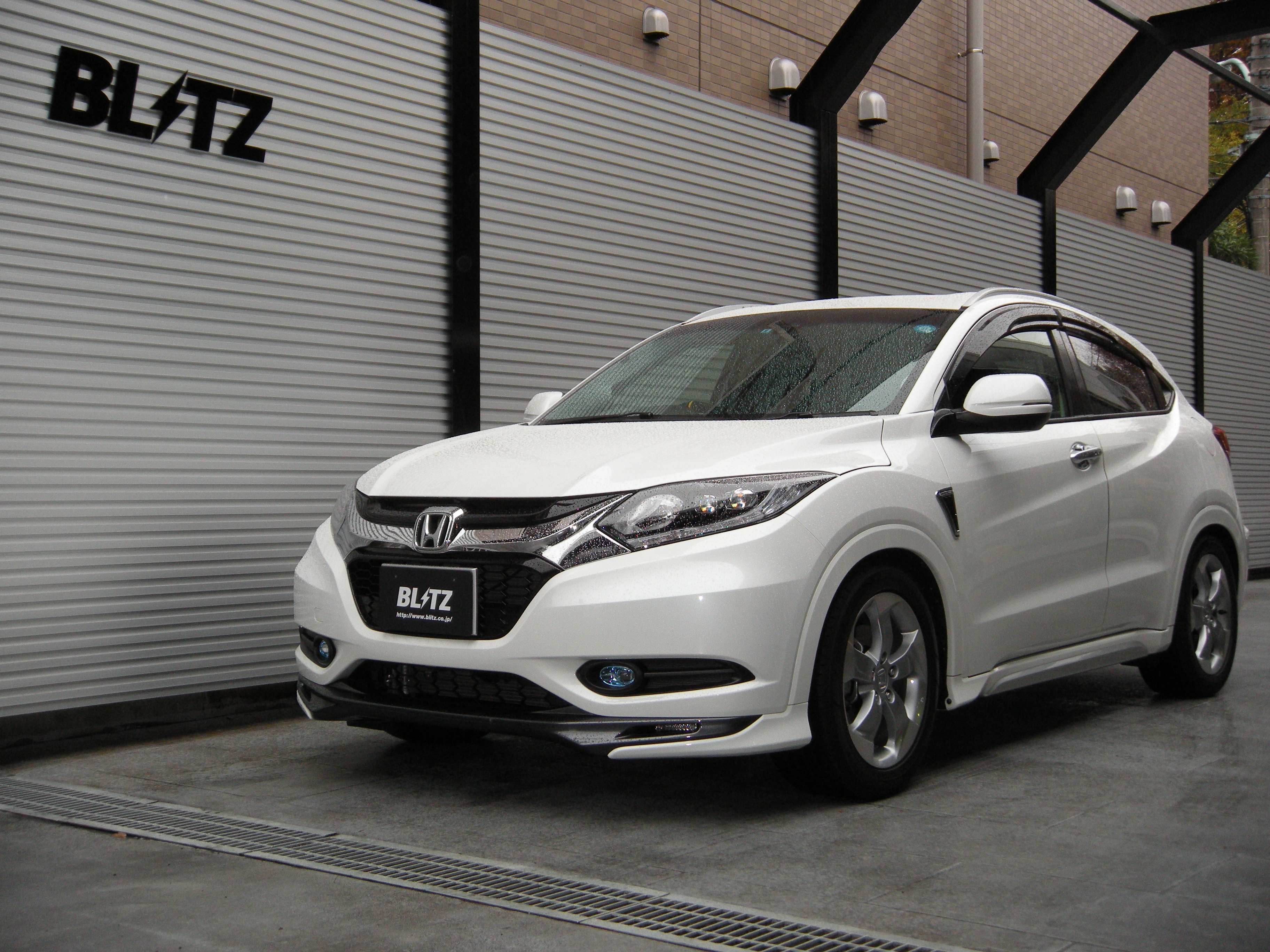 車高調装着イメージ | BLITZ