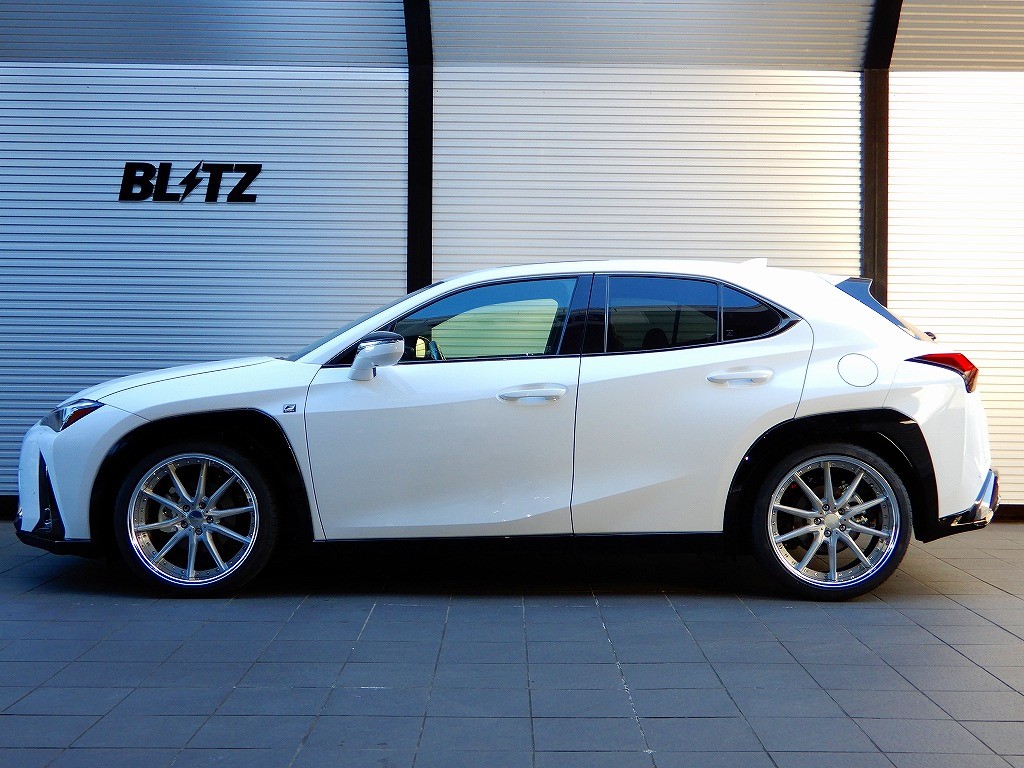 レクサスUX　RSR車高調　Best i　全長調整式　美品 RS-R ベストi 上下 (推奨) 車高調 レクサス UX 300e KMA10 BIJT309M