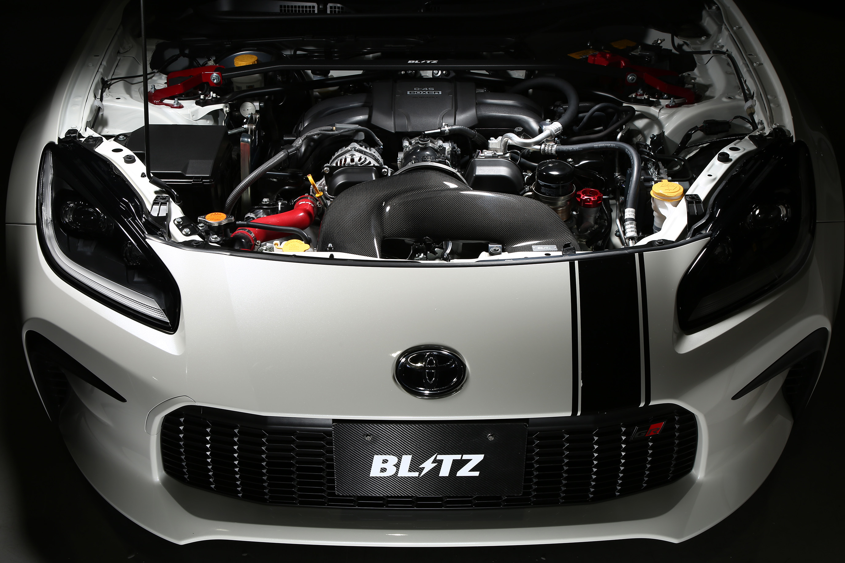 最新デザインの BLITZ ブリッツ 27025 カーボンインテークシステム 日産 R35 GT-R用 コアタイプ:A3 ステンレスメッシュ  CARBON INTAKE SYSTEM fucoa.cl