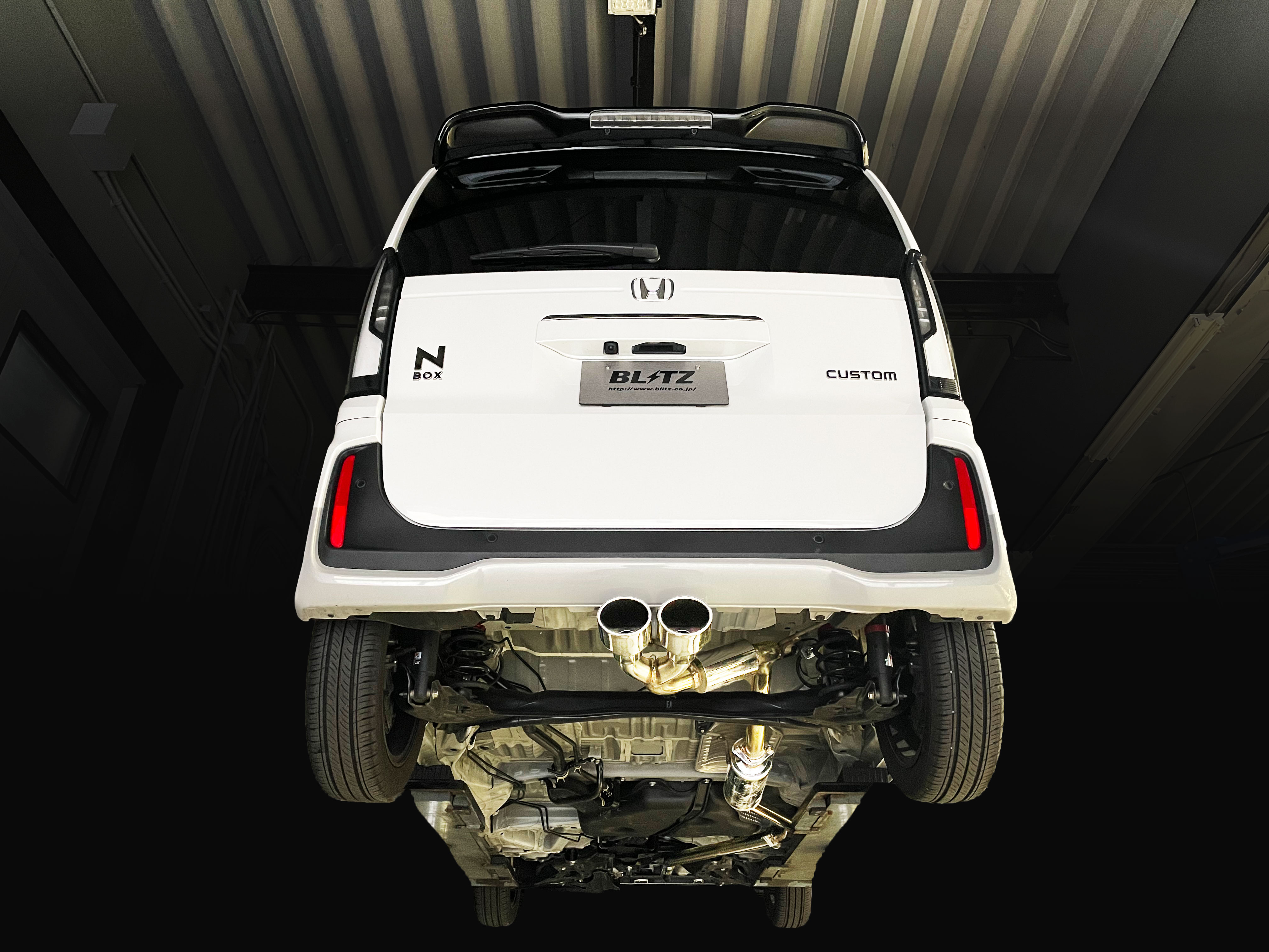 マフラー装着イメージ | BLITZ